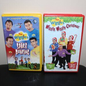 3/$77❤️2 x The Wiggles: Wiggly, Wiggly Christmas + Space Dancing Clamshell VHS
